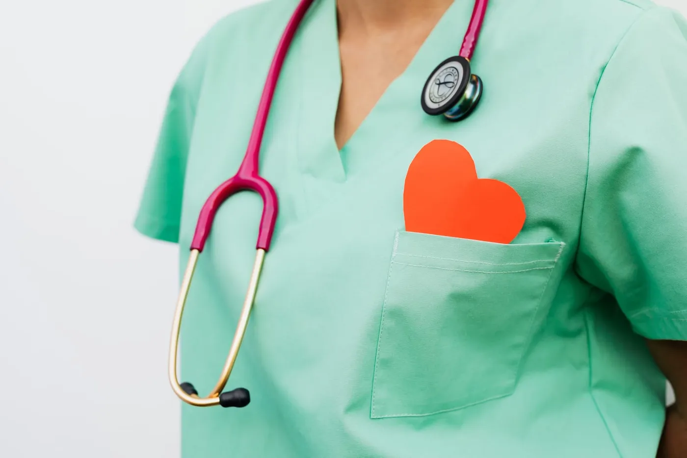 MHA vs MBA: Which Master's Degree Is Right for a Healthcare Career?