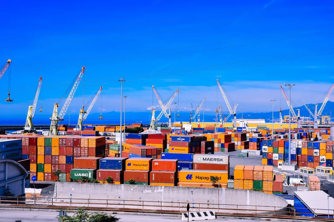 Supply Chain Management vs Logistics: What's Actually Different